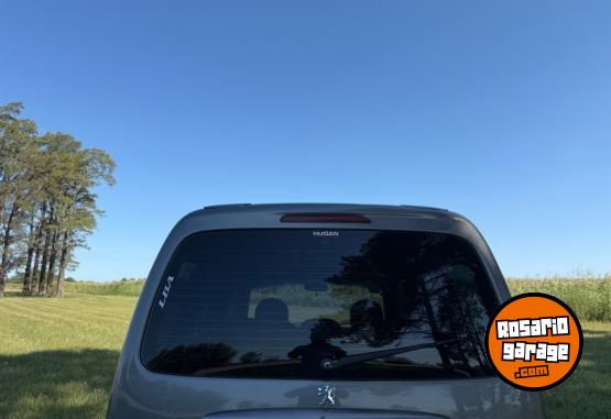 Utilitarios - Peugeot PARTNER PATAGONICA 1.6N 2017 GNC 130000Km - En Venta