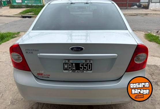 Autos - Ford Focus 2013 GNC 250000Km - En Venta
