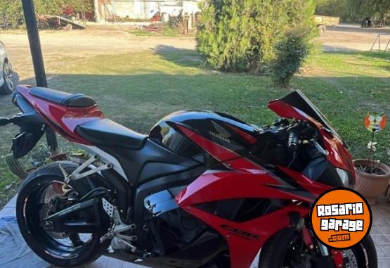 Motos - Honda CBR 600 2010 Nafta 21600Km - En Venta