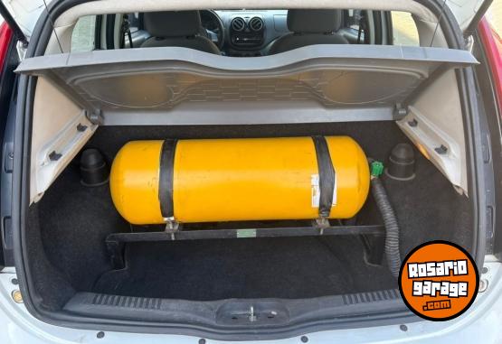 Autos - Fiat Palio attractive 2013 GNC 186000Km - En Venta