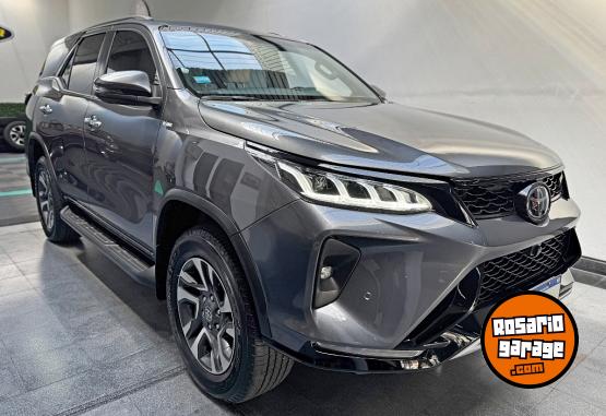 Camionetas - Toyota SW4 Diamond AT 2022 Diesel - En Venta