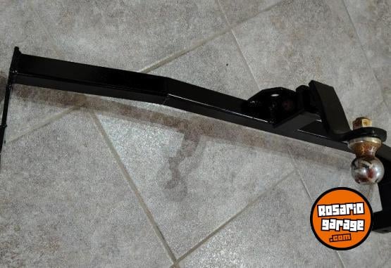 Accesorios para Autos - Enganche Toyota Corolla y Cubiertas - En Venta
