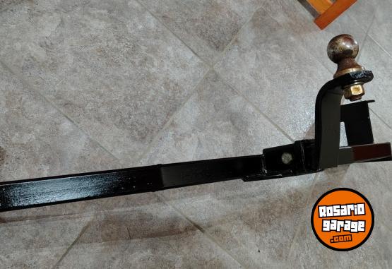 Accesorios para Autos - Enganche Toyota Corolla y Cubiertas - En Venta