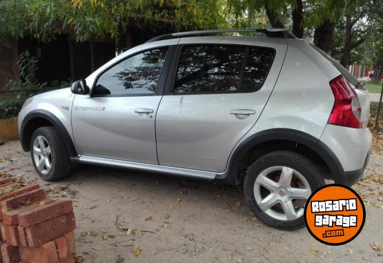 Autos - Renault Sandero Stepway 2009 Diesel 250000Km - En Venta