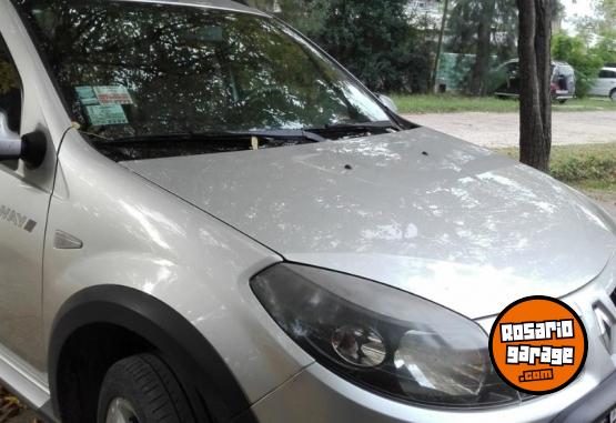 Autos - Renault Sandero Stepway 2009 Diesel 250000Km - En Venta