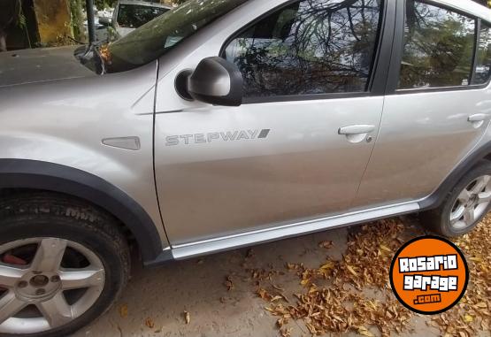 Autos - Renault Sandero Stepway 2009 Diesel 250000Km - En Venta