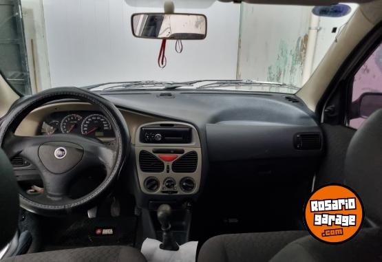 Autos - Fiat Palio 1.3 16v 2005 GNC 270000Km - En Venta