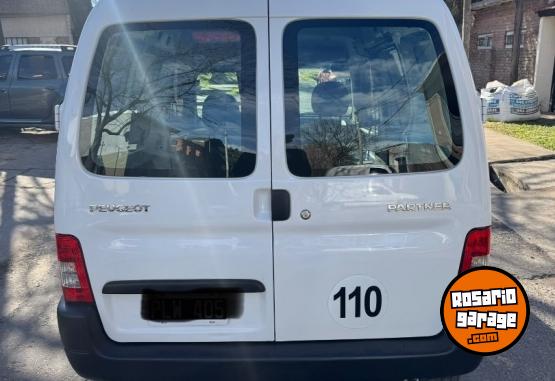 Utilitarios - Peugeot Partner 2016 Diesel 135000Km - En Venta