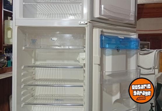 Hogar - Heladera con freezer - En Venta