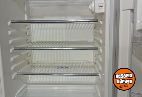Hogar - Heladera con freezer - En Venta