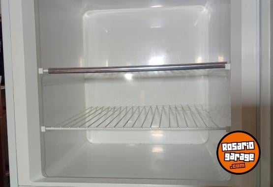 Hogar - Heladera con freezer - En Venta