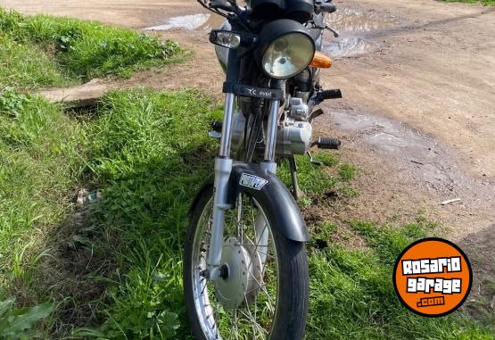 Motos - Corven 150 Hunter 2015 Nafta 111111Km - En Venta