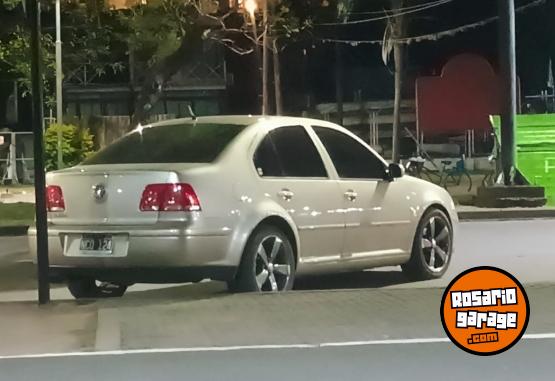 Autos - Volkswagen Bora 2.0 2013 GNC 11111Km - En Venta