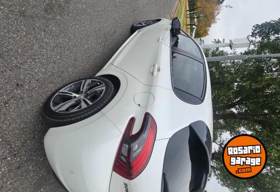 Autos - Peugeot 208 gt 2018 Nafta 37000Km - En Venta