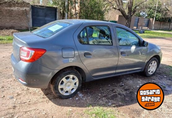 Autos - Renault Logan 2015 GNC 236000Km - En Venta