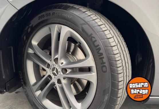 Autos - Mercedes Benz A200 Progressive Sedan 2020 Nafta 70000Km - En Venta