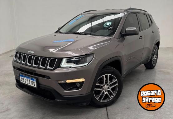 Camionetas - Jeep Compass Sport impecable 2019 Nafta 100000Km - En Venta