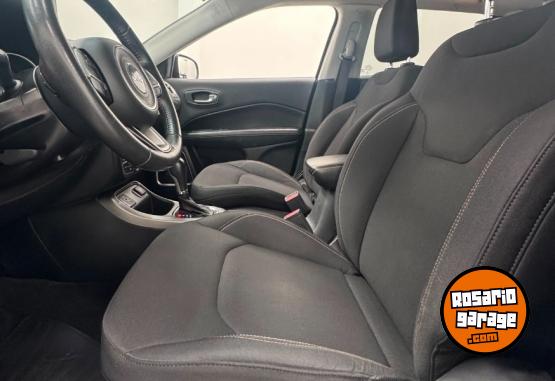 Camionetas - Jeep Compass Sport impecable 2019 Nafta 100000Km - En Venta