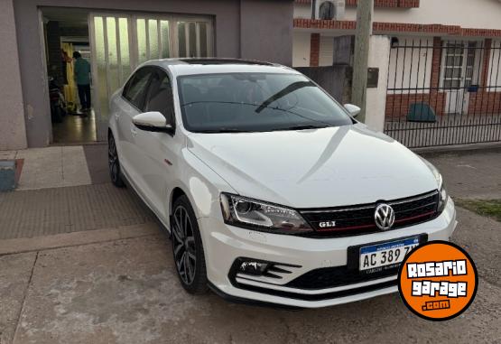 Autos - Volkswagen Vento 2018 Nafta 77500Km - En Venta