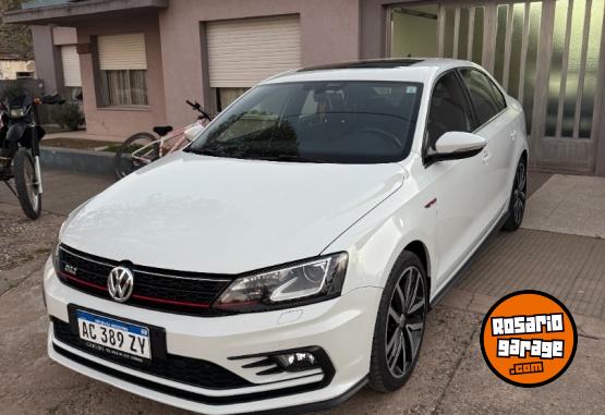 Autos - Volkswagen Vento 2018 Nafta 77500Km - En Venta