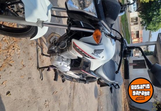 Motos - Honda Titan 2021 Nafta 20000Km - En Venta