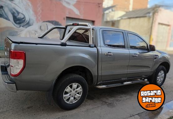 Camionetas - Ford Ranger 2.5 xlt 2014 GNC 123000Km - En Venta