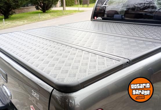 Camionetas - Ford Ranger XLS 2017 Diesel 198000Km - En Venta