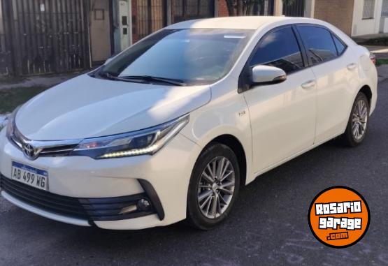 Autos - Toyota Corolla XEI pack CVT 2017 Nafta 90000Km - En Venta