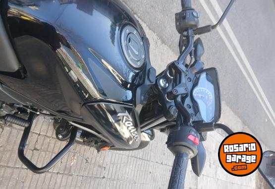 Motos - Bajaj P150 2025 Nafta 27000Km - En Venta