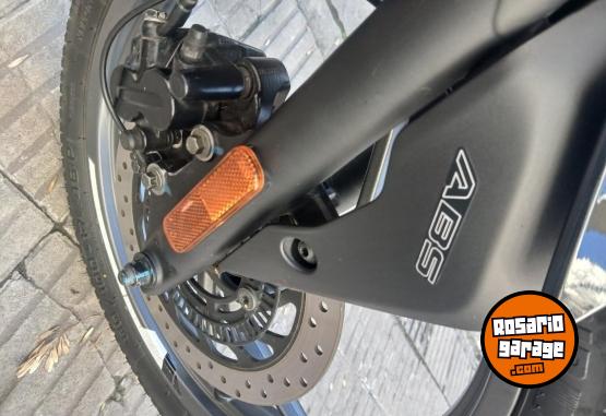 Motos - Bajaj P150 2025 Nafta 27000Km - En Venta