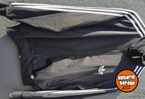 Indumentaria - Campera Adidas Original Negra Talle L/G - En Venta
