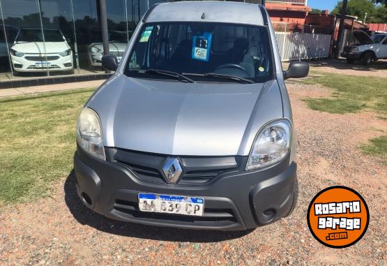 Utilitarios - Renault Kangoo 5as 2p lateral 2017 Nafta 190000Km - En Venta