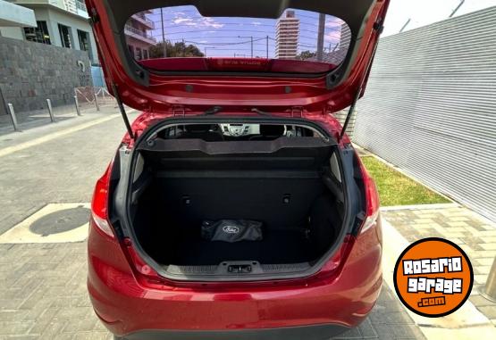 Autos - Ford Fiesta kd 2014 Nafta 128000Km - En Venta