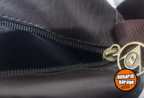 Hogar - Bandolera de cuero marca DUNLOP - En Venta