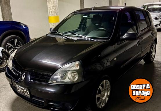 Autos - Renault Clio II pack plus 2010 Nafta 140000Km - En Venta