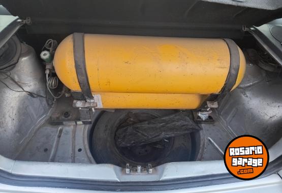 Autos - Volkswagen Gol power 2010 GNC 260000Km - En Venta