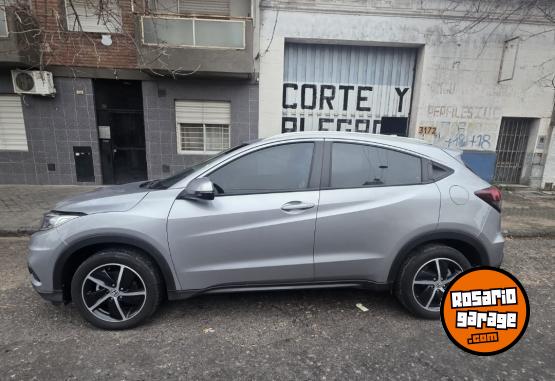 Autos - Honda HRV EXL 2019 Nafta 133000Km - En Venta