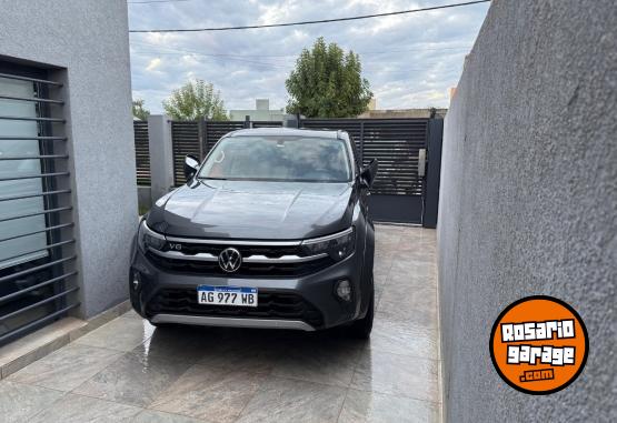 Camionetas - Volkswagen Amarok v6 2024 Diesel 45000Km - En Venta