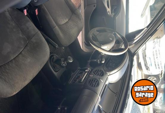 Utilitarios - Renault Kangoo 1.6 nafta 2014 Nafta 155000Km - En Venta
