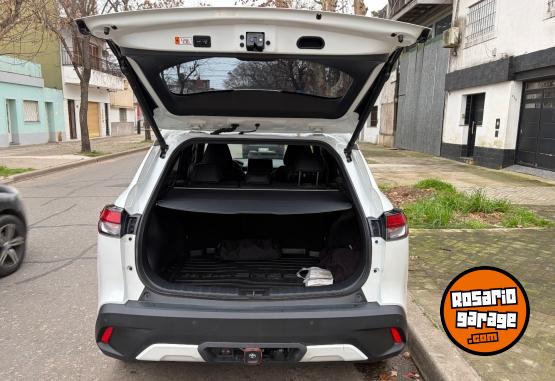 Autos - Toyota Corolla Cross 2.0 SEG 2024 Nafta 27500Km - En Venta