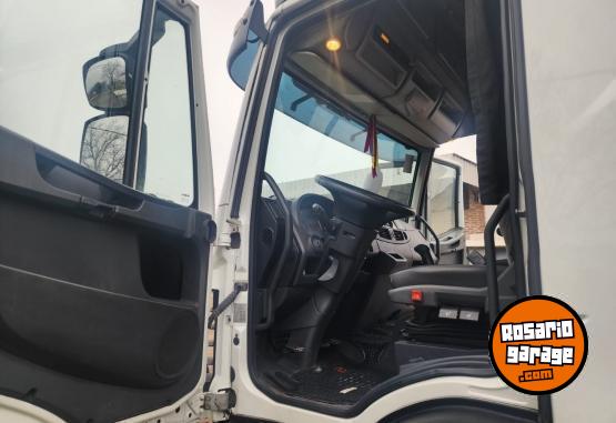 Camiones y Grúas - Vendo !! Iveco Cursor 330 _ 2023 - En Venta