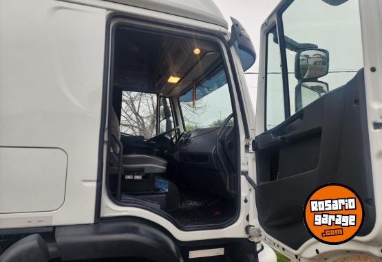 Camiones y Grúas - Vendo !! Iveco Cursor 330 _ 2023 - En Venta