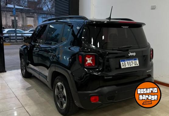 Camionetas - Jeep Renegade 1.8 Sport 2017 GNC 120000Km - En Venta