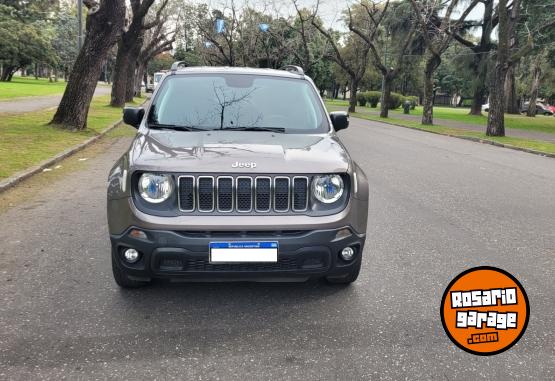 Camionetas - Jeep RENEGADE 2021 Nafta 81000Km - En Venta