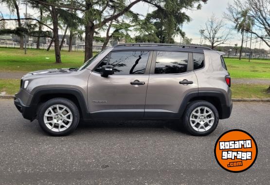 Camionetas - Jeep RENEGADE 2021 Nafta 81000Km - En Venta