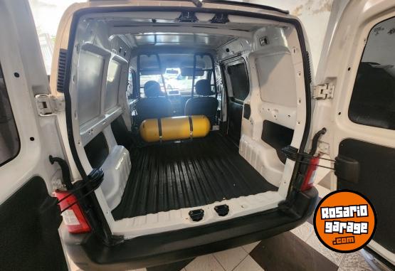 Utilitarios - Peugeot Partner 2013 GNC 158000Km - En Venta