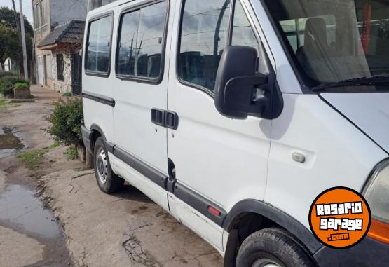 Utilitarios - Renault Master 2011 Diesel 380000Km - En Venta