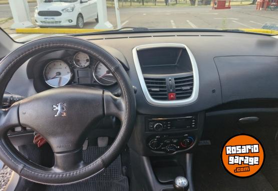 Autos - Peugeot 207 2012 Nafta 95000Km - En Venta