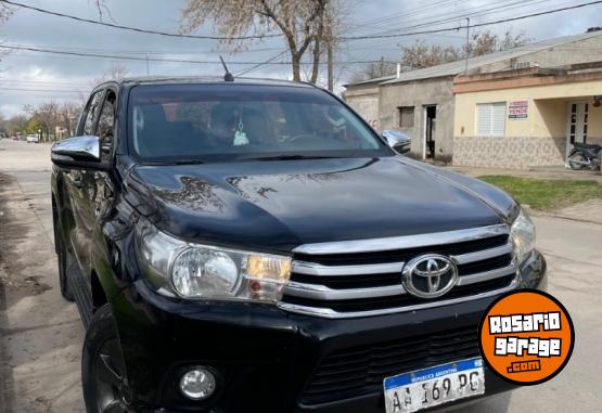 Autos - Toyota HILUX SRV MT 2016 Diesel 220000Km - En Venta