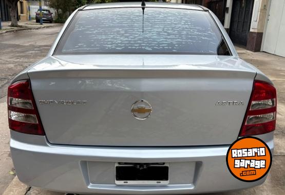 Autos - Chevrolet Astra gls 2.0 2008 Nafta 180000Km - En Venta